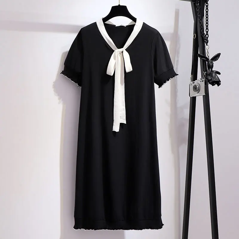 

Slim bow tie wooden ear edge dress small black skirt covering the stomach WHITE