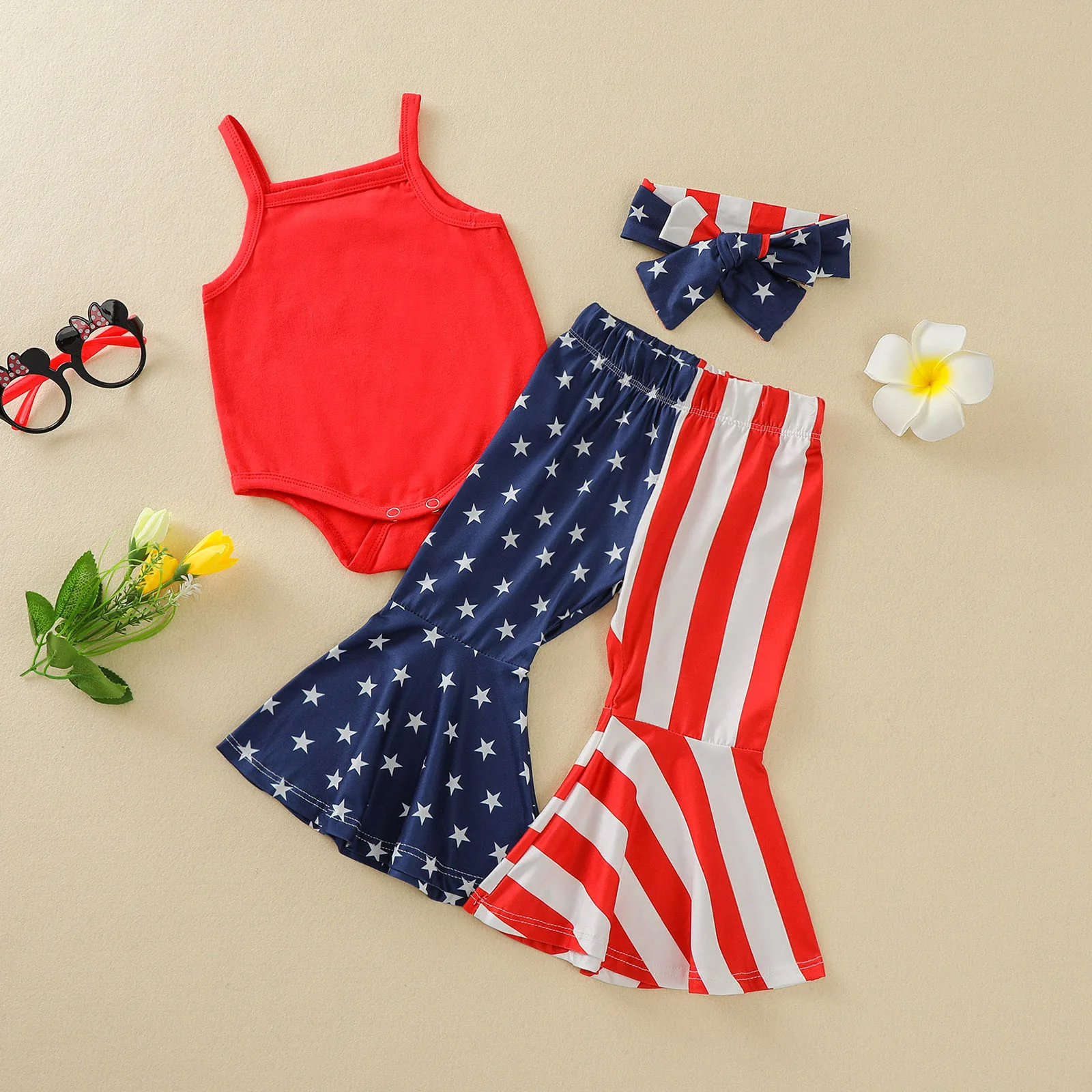 

Летний комплект одежды для маленьких девочек, однотонный комбинезон, футболка с принтом флага, расклешенные брюки, одежда