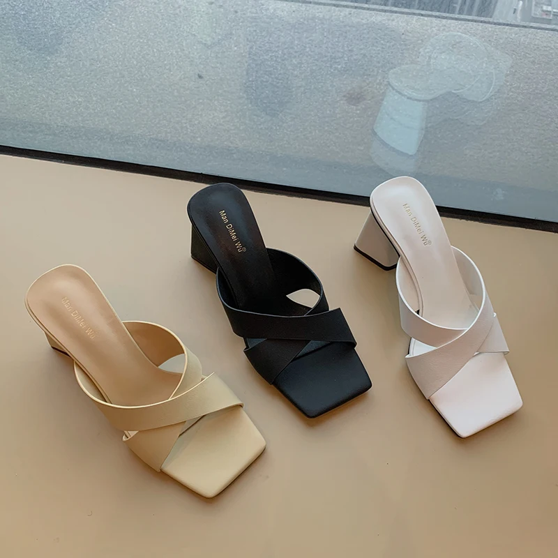 

Fashion Women Slippers Black White Yellow Cross Strap Square High Heels Summer 2022 New Arrivals Slip On Mules Shoes Size 35-39