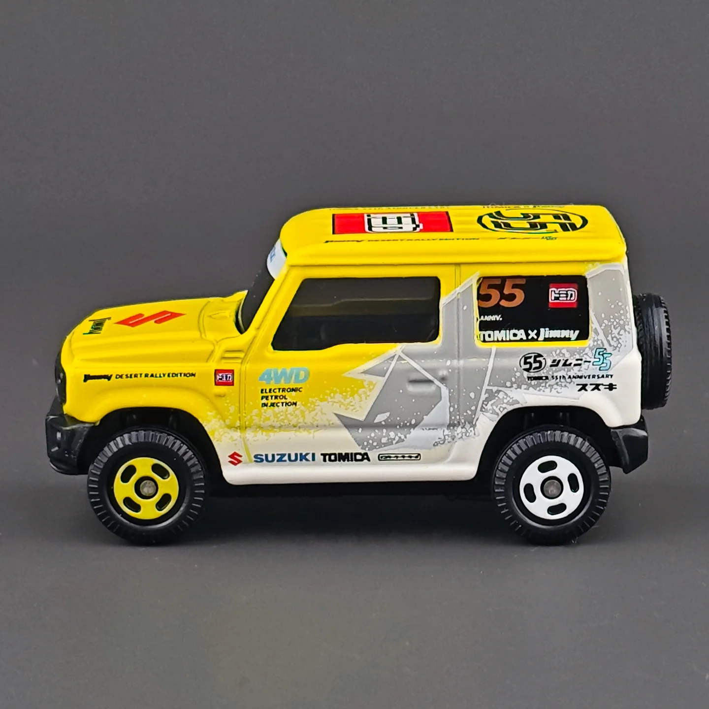 Фото В наличии Оригинальный коллекционный литой внедорожник Takara Tomy Tomica Suzuki Jimny 223153 к 55-летию компании с амортизаторами №4