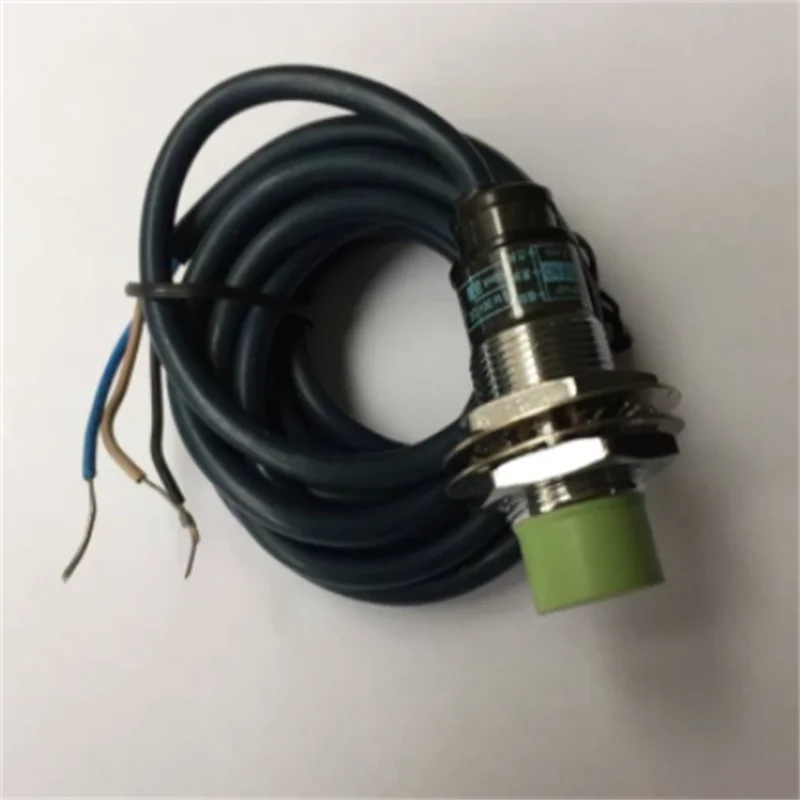 

PR18-8DP DC 6-36V PNP NO 3-Wires 8mm Inductive Proximity Sensor Approach Switch
