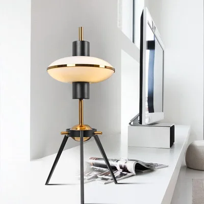 

Nordic Flying Saucer Metal Light Luxury Study Table Light Design Ins Living Room Floor Bedroom Light Table Lamp