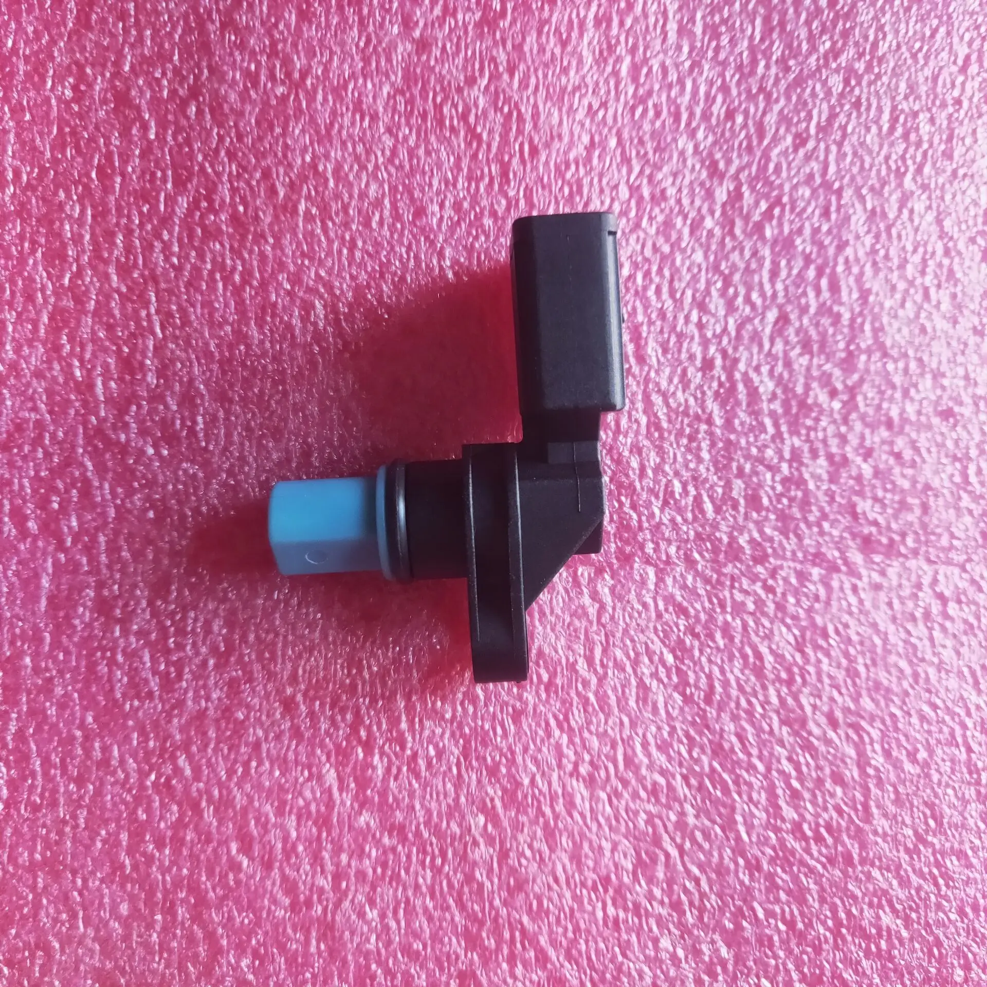 

Подходит для Audi a6lc62.4 Датчик распредвала Датчик импульса 06e 905 163