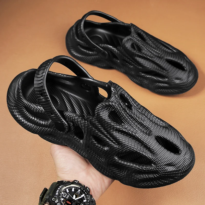 

2023 New Men's Sandals Summer Breathable Baotou Coconut Sandals Outdoor Beach Shoes Hole Shoes Light Slippers Platform Sandals