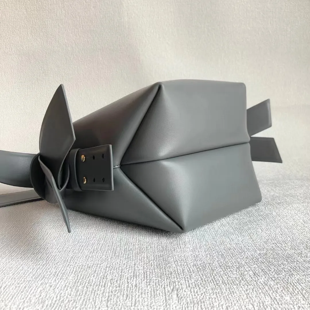 Классическая нишевая Повседневная Женская воловья кожа простой бант на одно