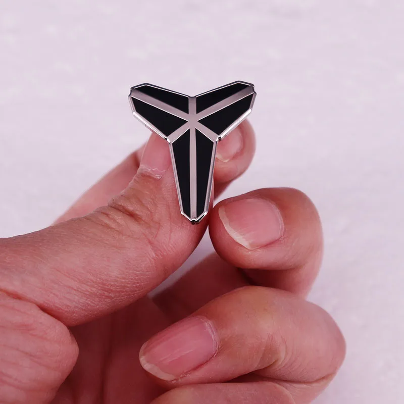 Значок с логотипом Black Mambas жесткая эмалированная булавка памятный подарок для
