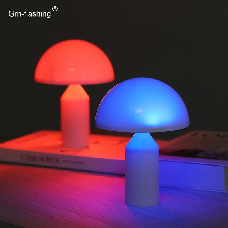 

LED Mushroom Night Light RGB Battery Powered Ambient Lamp Touch Color Changing Desktop Ornament for Bedroom Living Room Decor