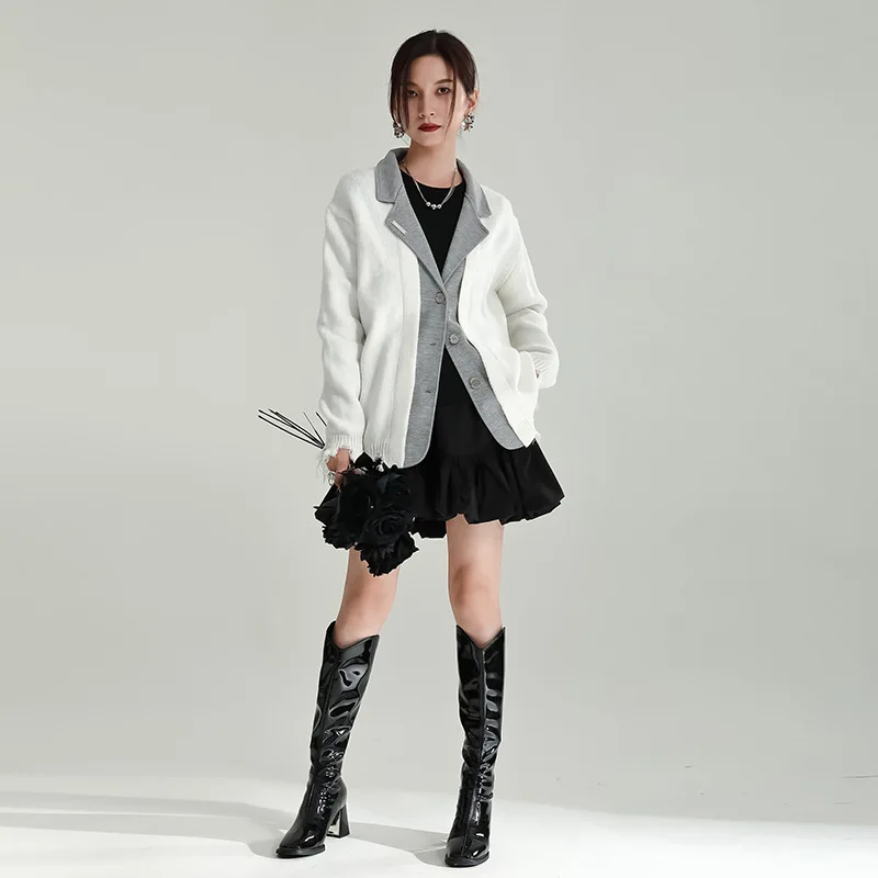 2022 Fall Senior Sense of Fake Two Pieces Knitted Shirt Splicing Suit Jacket Female Niche Design Tops