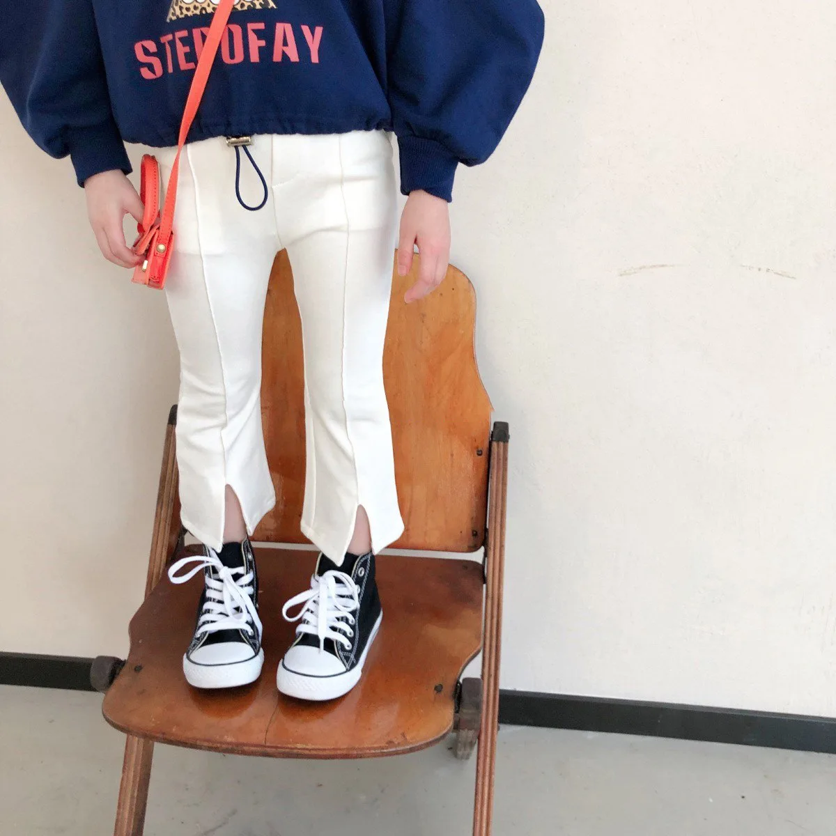 

Korean version of girls' split flared pants Spring children's elastic pants Children's pants baby pants