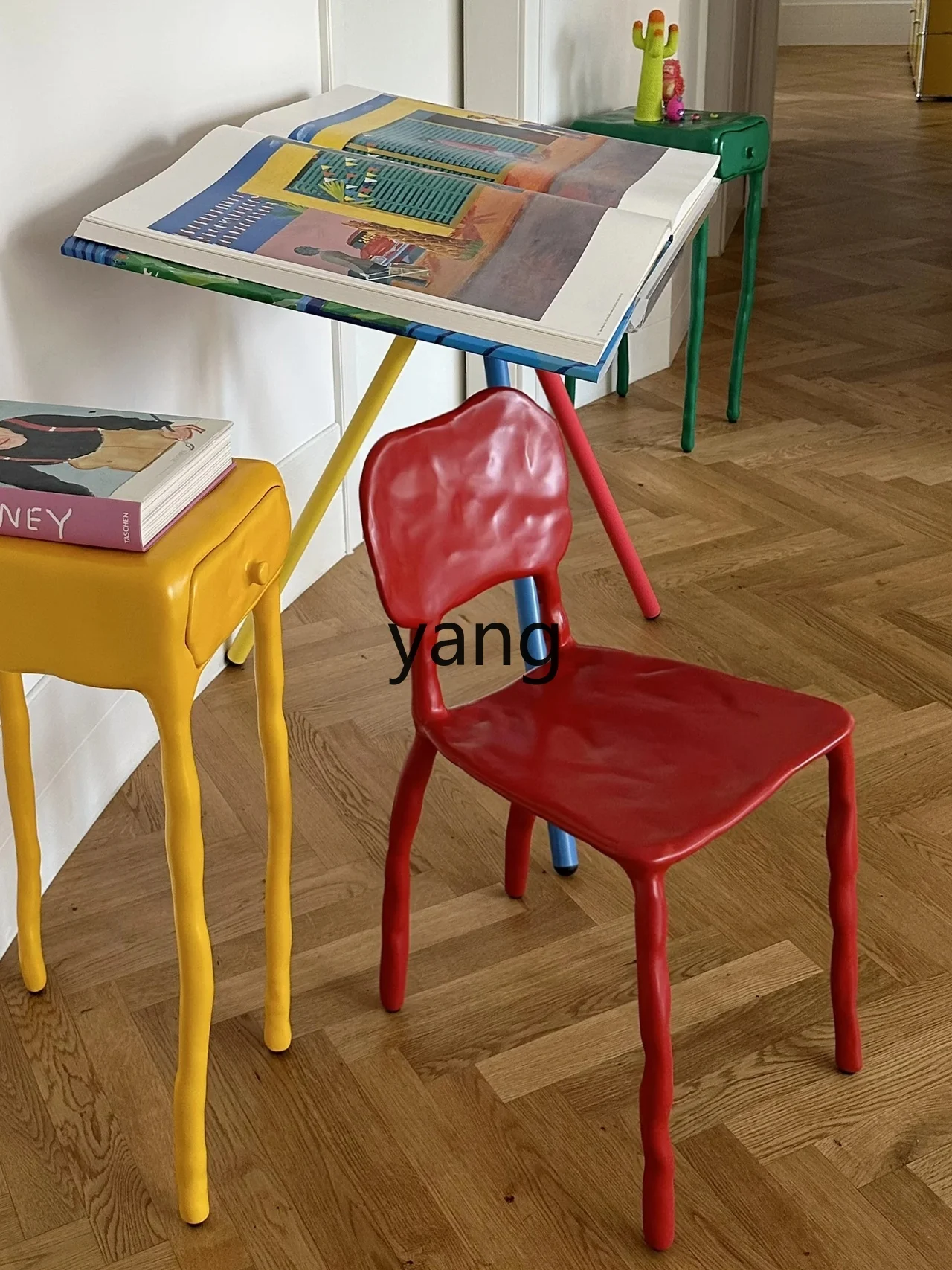 Yjq Современный модный стул для кирпичной кладки высококачественный обеденный