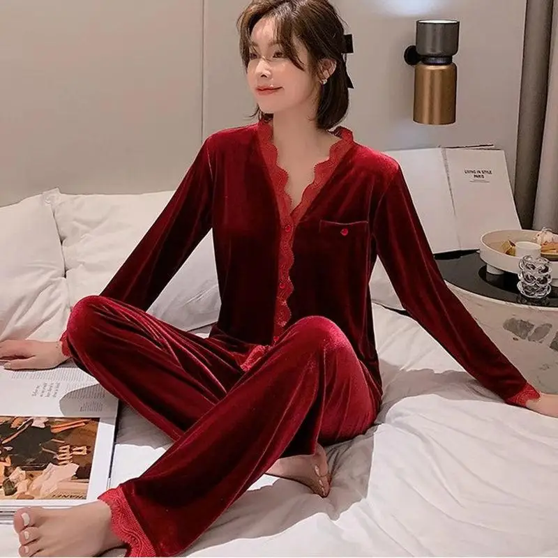 Gold Velvet Pajamas Women Autumn and Winter 2023 New Long sleeve Cardigan Set Popular Women's Home Wear