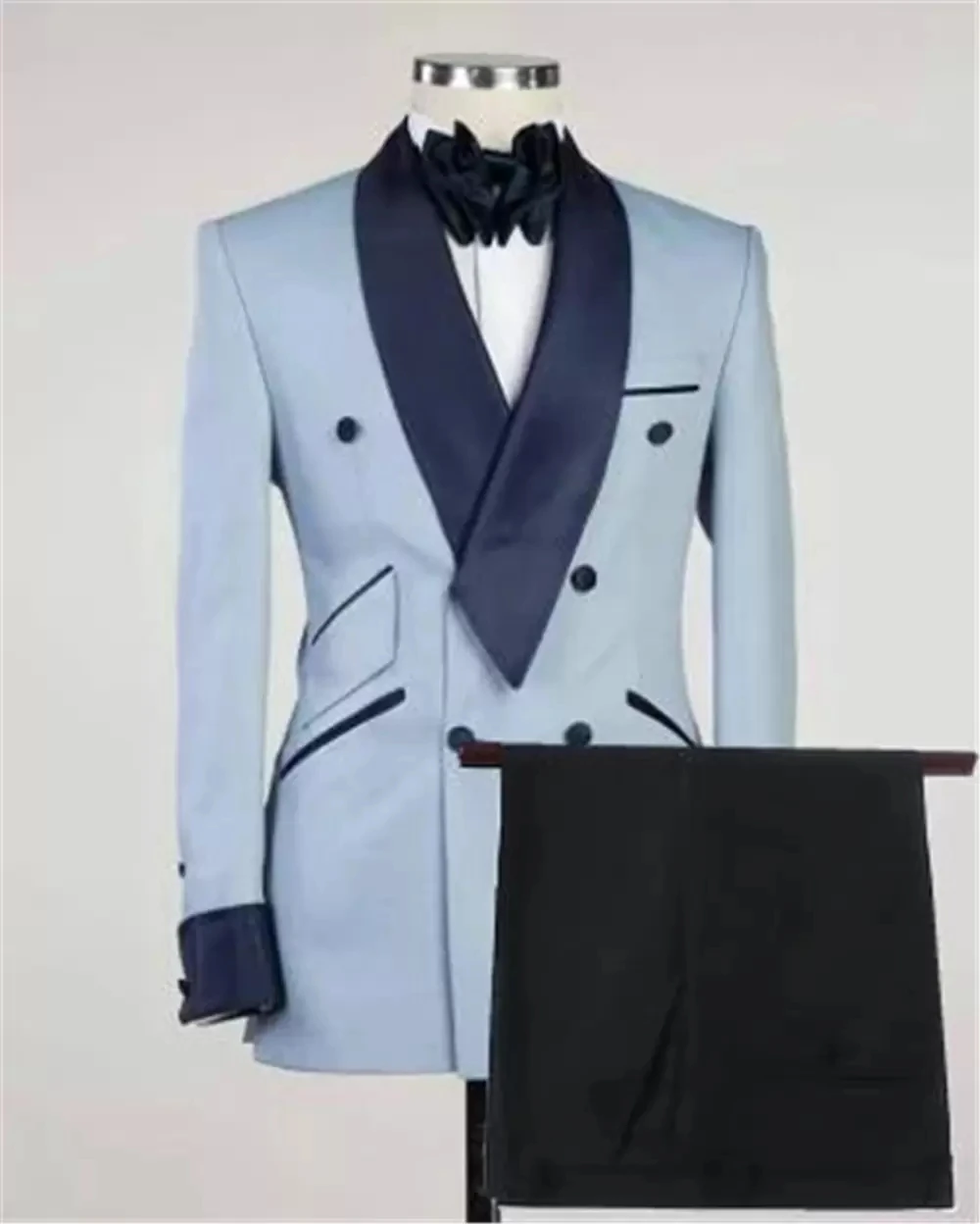 Men's Suits and Blazers Fashion Design Light Blue Double Breasted Slim Fit Formal Men's Custom Wedding Tuxedo Suits