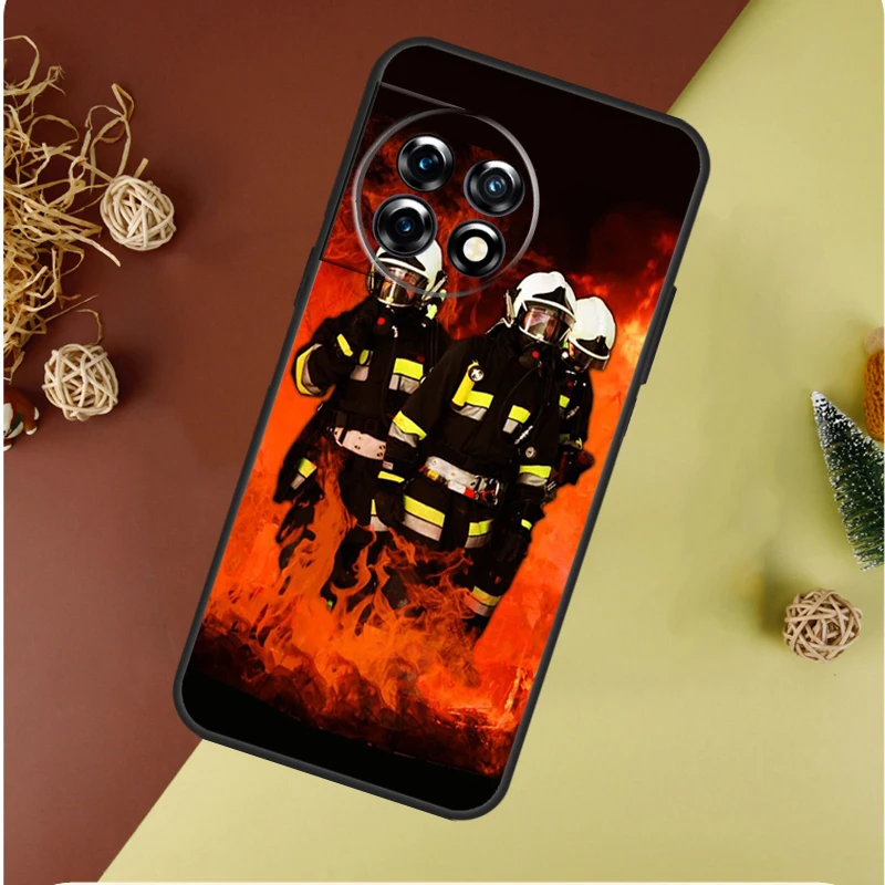 Фото Чехол Fire Fighting Hero для OnePlus Nord 4 CE 3 2 Lite N20 N30 9 10 Pro 8T 9RT 10T 10R 13R 12R 11 12 13 №3