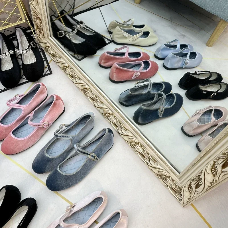 Балетки женские на плоской подошве Туфли Мэри Джейн круглый носок шелковая