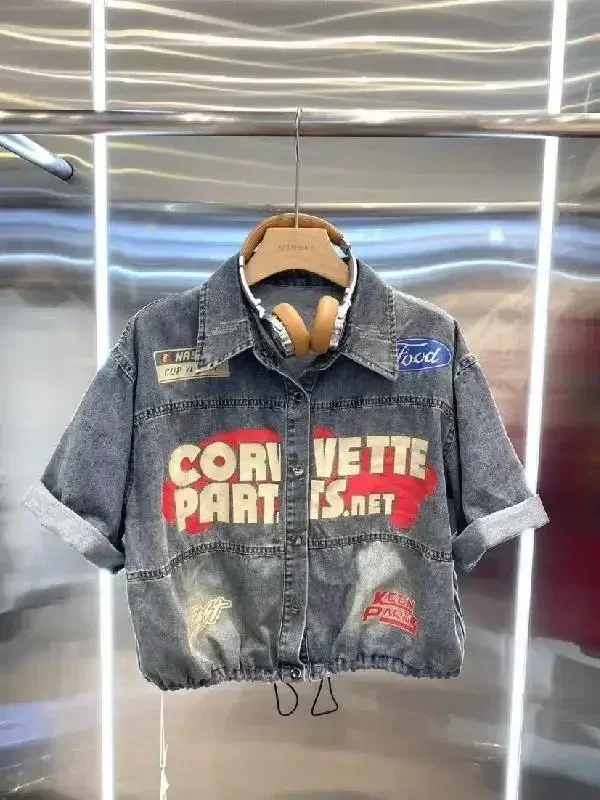 Личность тренд модная джинсовая рубашка 2024 женская короткая летняя повседневная