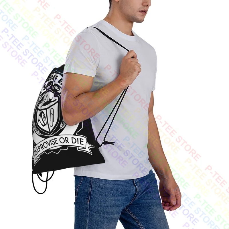 Macgyver школа инженерных импровизий или импровизированных шнурков сумки для