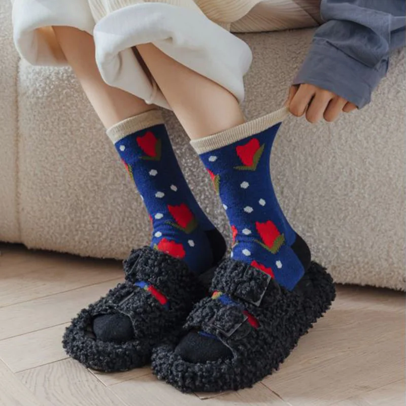 5 Pairs Winter Keep Warm Women Socks Fashion Cashmere Thicken Cycling Socks Flowers Kawaii Wool Socken College Style Sweet Soft