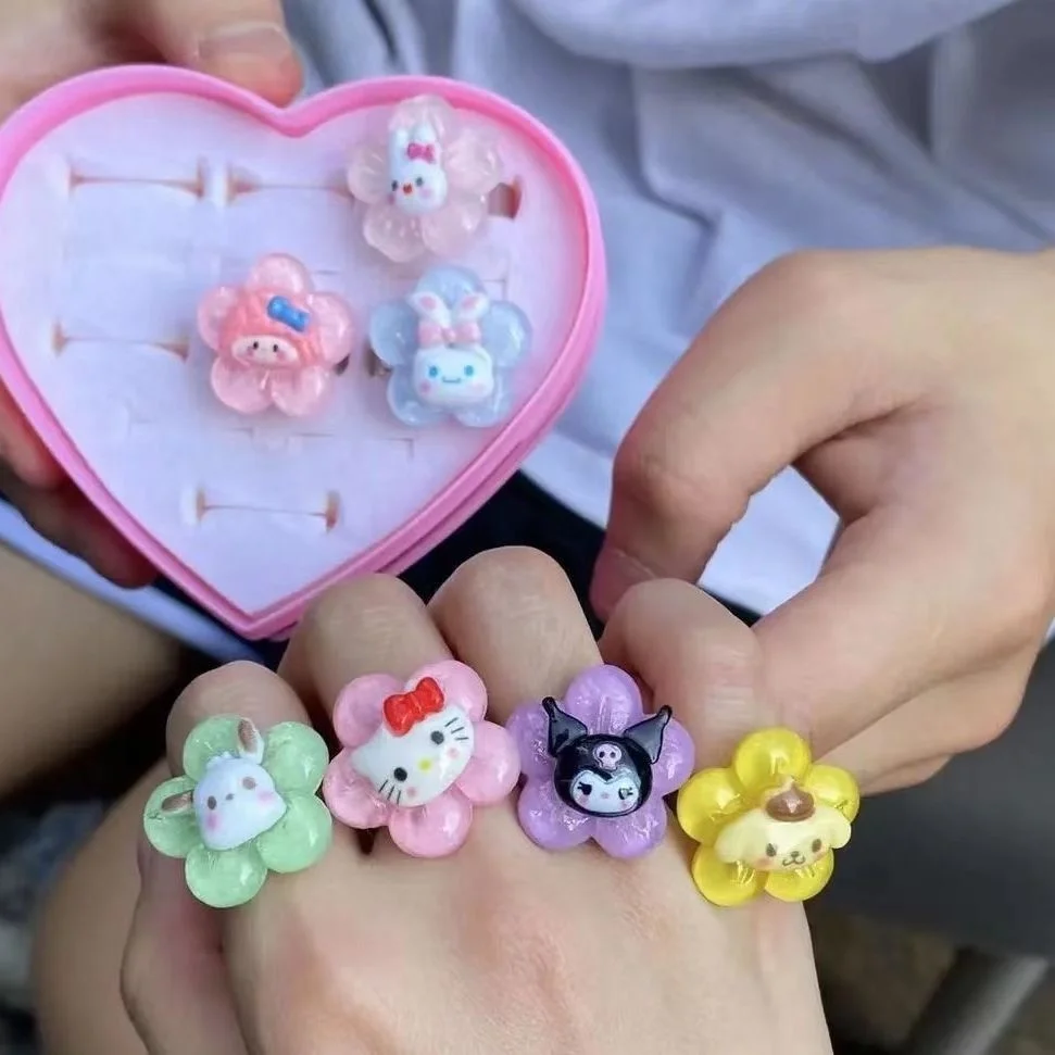 

7pcs Pack Sanrio Ring Kawaii Anime Girl Hello Kitty Ring With Love Box Open Bracelet Ring Cartoon My Melody Cinnamoroll Kuromi