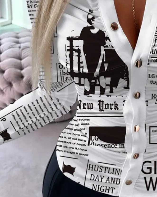 Рисунок 6 - Блузка женская с длинным рукавом