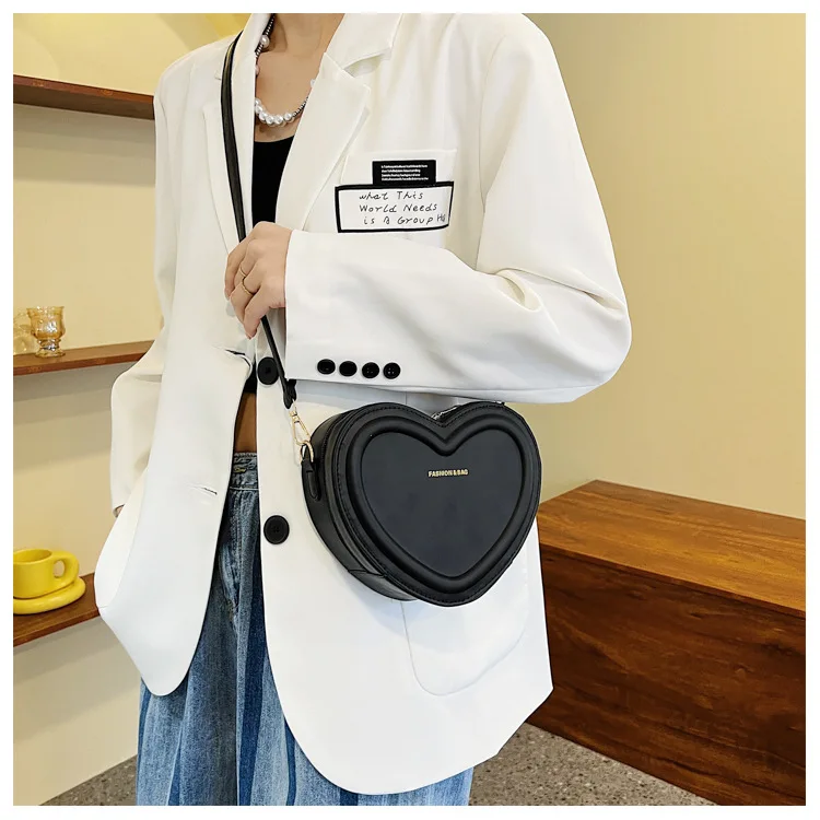 Лидер продаж сумки через плечо в форме сердца для женщин однотонные из