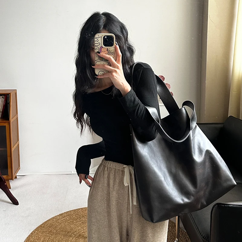 

Designer Luxury VIP Bags Women Replicas Exact Soft Genuine Leather High Quality 2023 Latest Version Lady Big Hobo Bag Hot Ltems