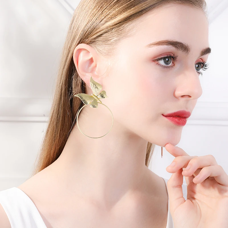 Серьги-бабочки женские золотистые с подвеской |