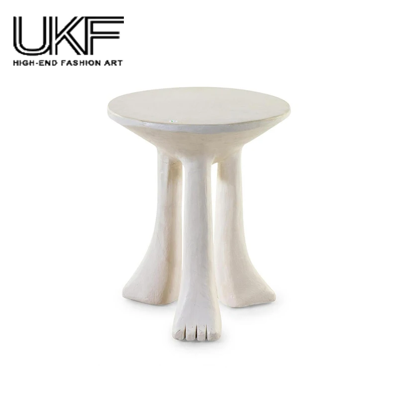 

Креативный кофейный столик в стиле ретро с тремя ножками для гостиной, дивана, бокового столика, балкона, маленький круглый стол