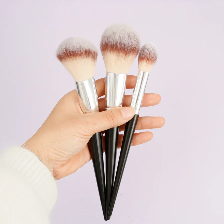 

3PCS Portable Makeup Brush Soft High Quality Synthetic Loose Powder Brush Facial Contour Brush Highlight Makeup Brush 3pcs Set