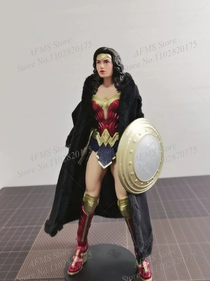 1/9 Женский солдат Чудо-женщина Плащ Gal Gadot Черная ветровка с капюшоном и железной