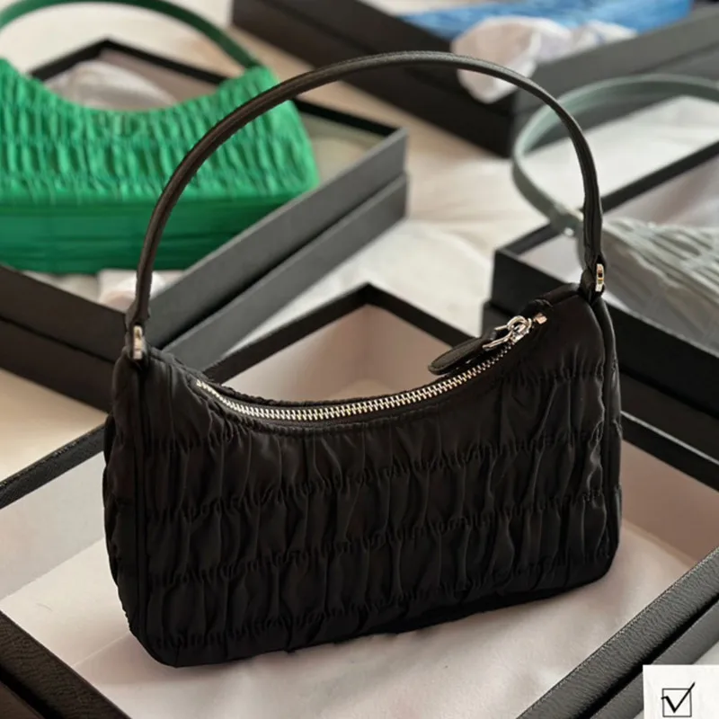 

2023 Women's vintage Y2K Underarm Bag Fashion Shoulder bag design stylish chic 2023 small nylon handbag shopping bag