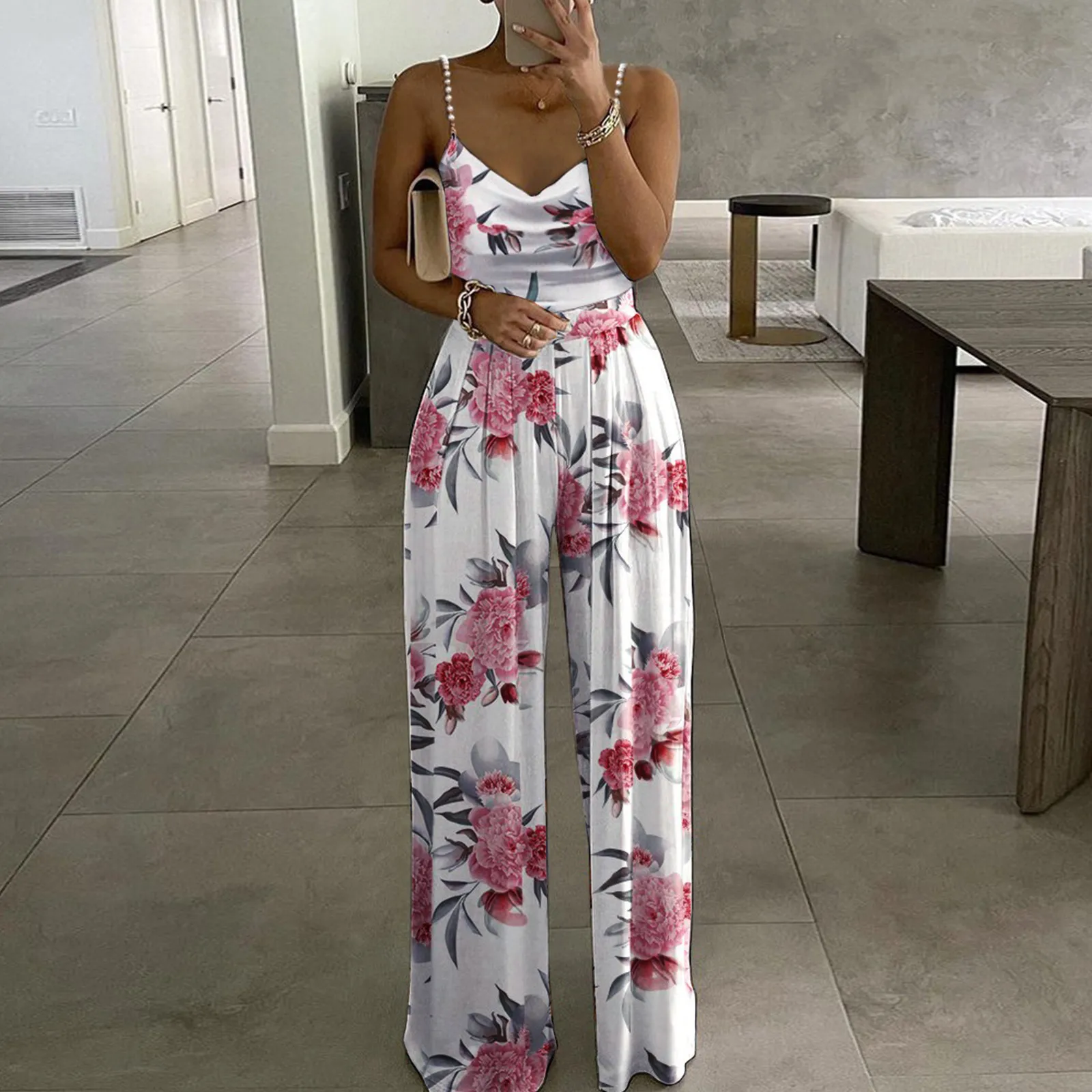 

Комбинезон женский летний с V-образным вырезом, комбинезон с лямками сердечком и жемчужными бусинами, костюм-двойка