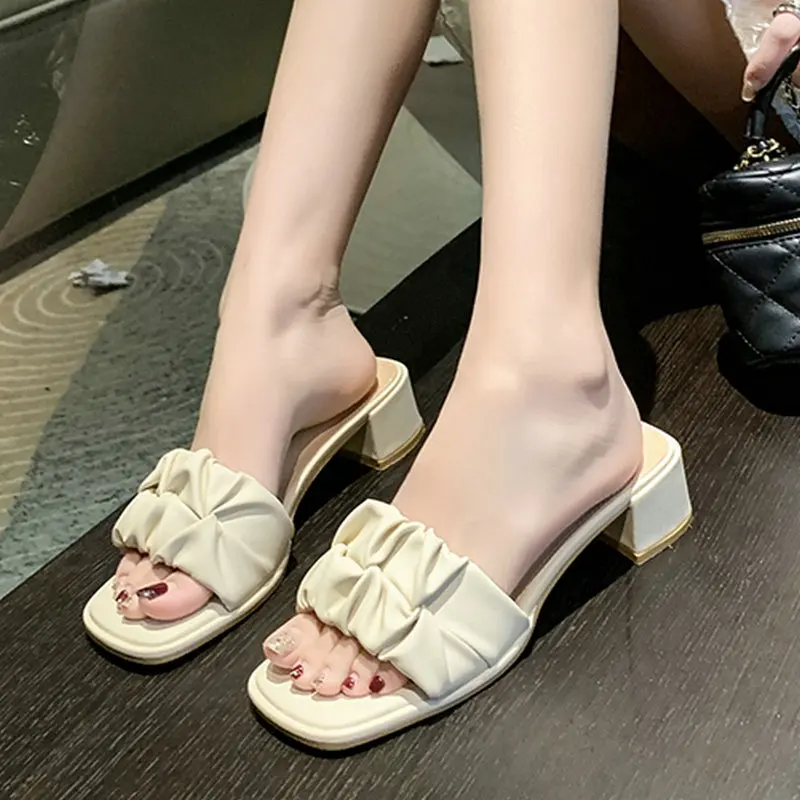 2023 Female Shoes Slippers Outdoor Luxury Slides Heeled Square Toed Fashion Designer Solid Color Simple Slippers Zapatillas De