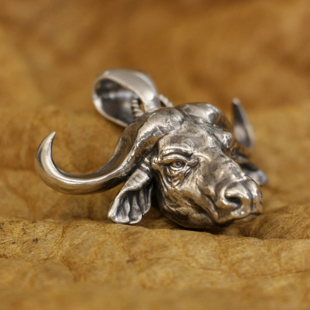 LINSION 925 пробы серебряная подвеска Syncerus Caffer Biker Punk Jewelry TA392