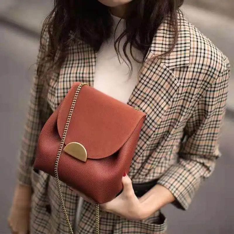 

Shoulder Bag Women Retro Lady France Famous Brand Cross Body Bag Luxury Designer Bucket Bags New Small Chain Handbags Leather
