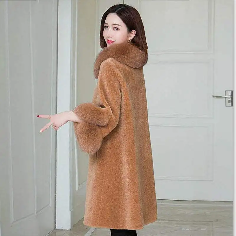 2022 Winter Women's Thick Warm Faux Mink Fur Outerwear Middle Aged Female Faux Fur Coats with Fox Collar Oversized Elegant Lady