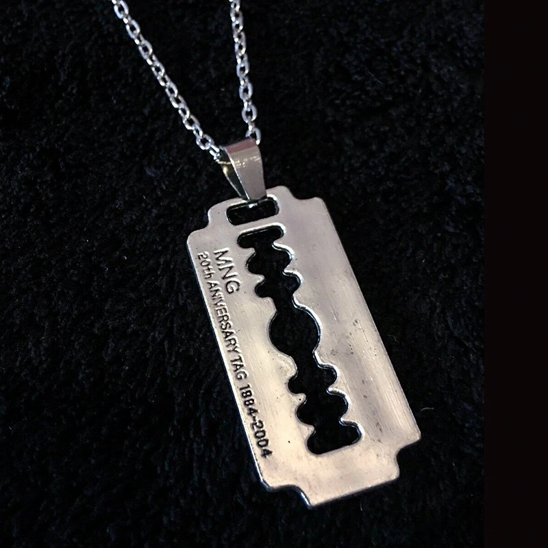 

New 2023 Razor Blade Pendant Necklace for Women Men Vintage Punk Goth Gothic Steampunk Accessories Rock Jewelry Y2k Aesthetic