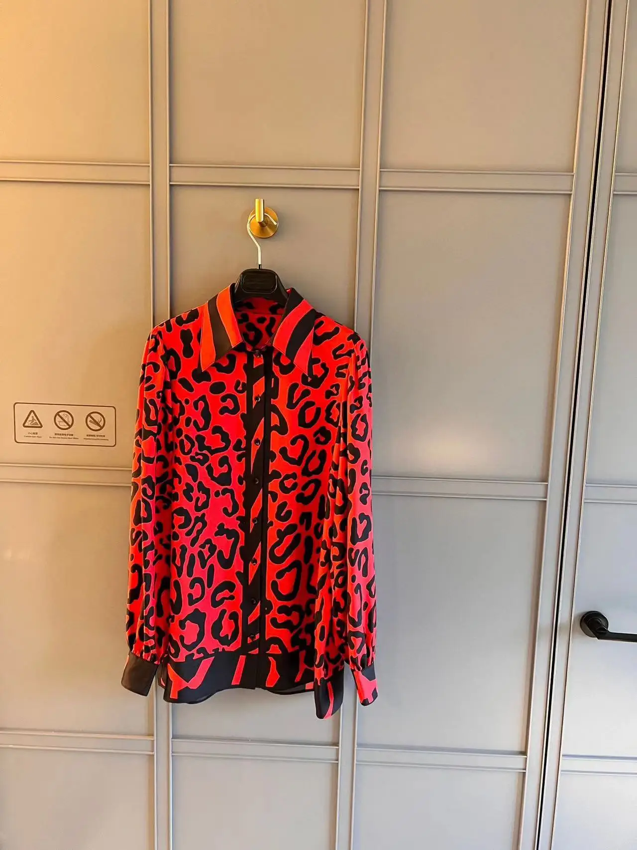 

Fashion Luxury Blouse 2023 Summer Spring New Design Women Runway Leopard Print High Quality Long Sleeves Silk LooseBlouse