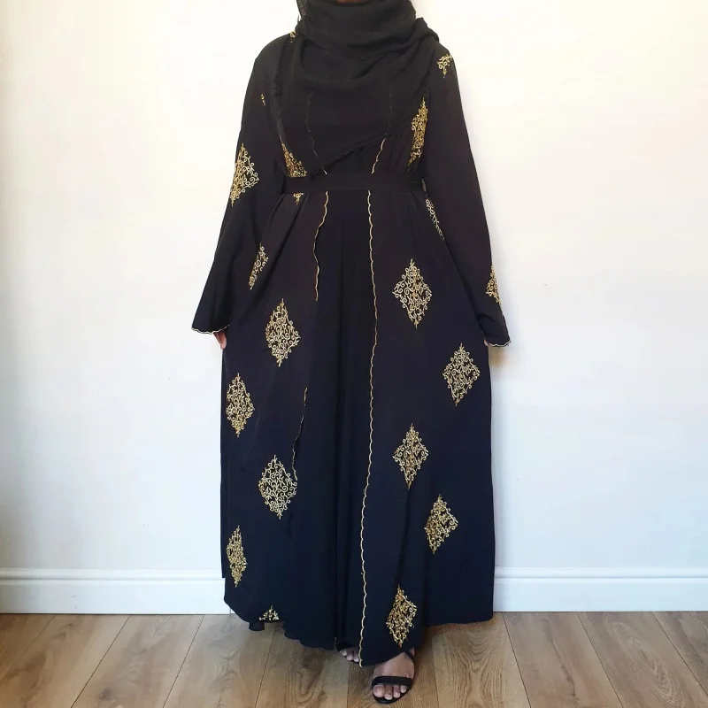 Fashion New Muslim Women's Wear Gold Line Positioning Machine Embroidery Cardigan Dubai Robe Kimono Abaya