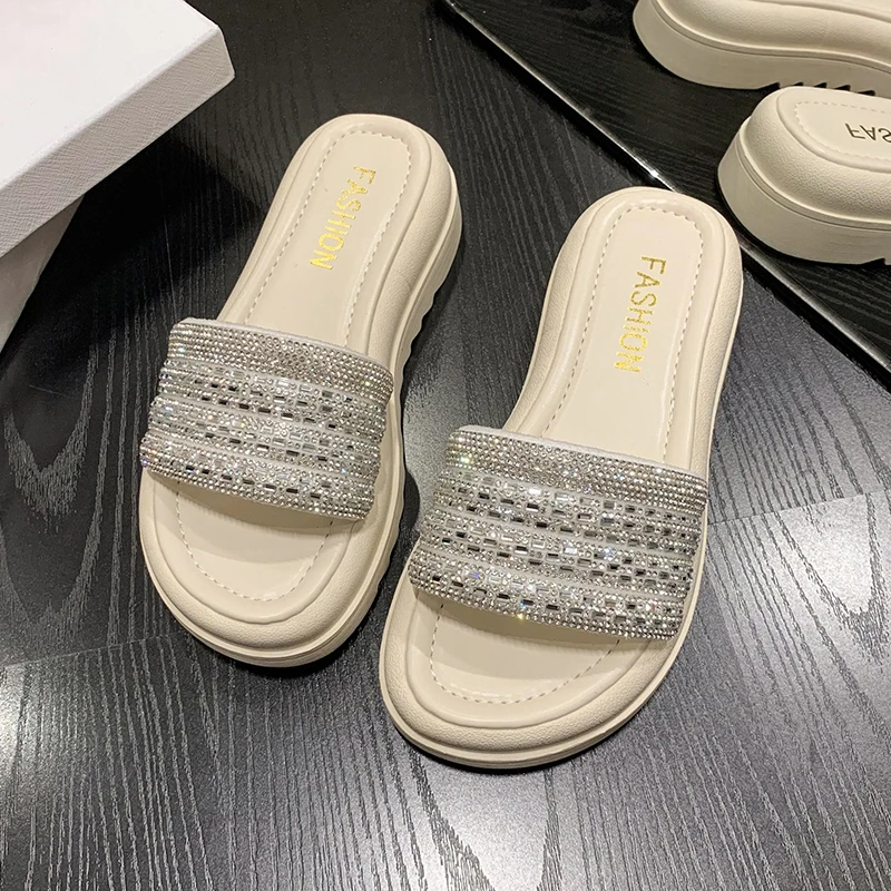 

2023... Летние новые женские тапочки с круглыми стразами, удобные женские тапочки на толстой подошве, обувь для улицы для женщин