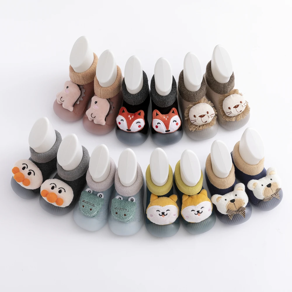 

baby sock shoes for winter thick cotton animal styles cute baby floor shoes anti-slip first walkers 0-3 years Christmas gifts
