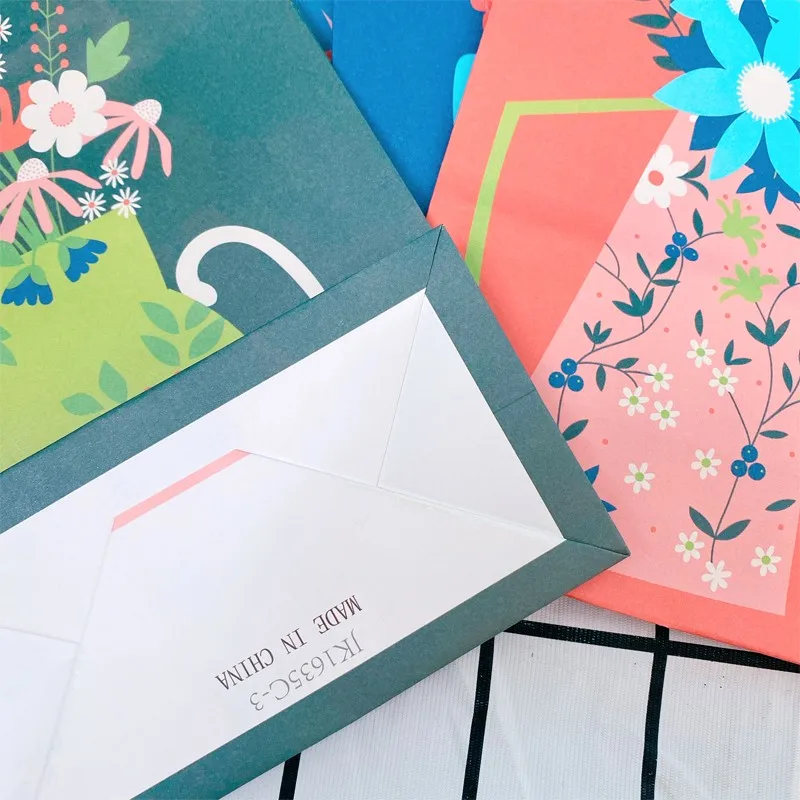 

50pcs 21*15*8cm Flower Cat Vase Children's Birthday Wedding Gift Takeaway Milk Tea Packaging Tote Bag Paper Bag With Handles