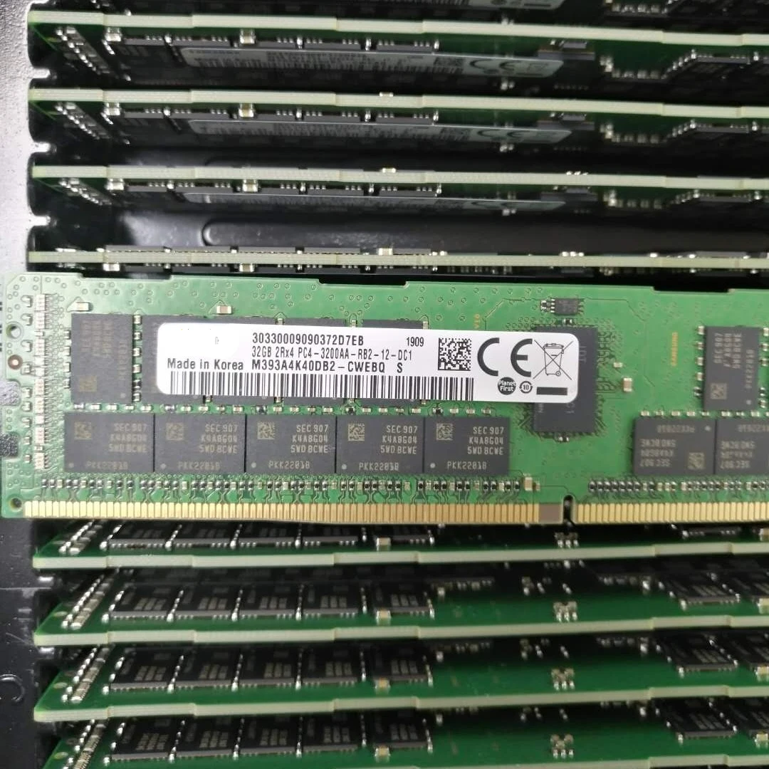 

RAM M393A4K40DB2-CWE 32G 2RX4 DDR4 2933 REG ECC Серверная память