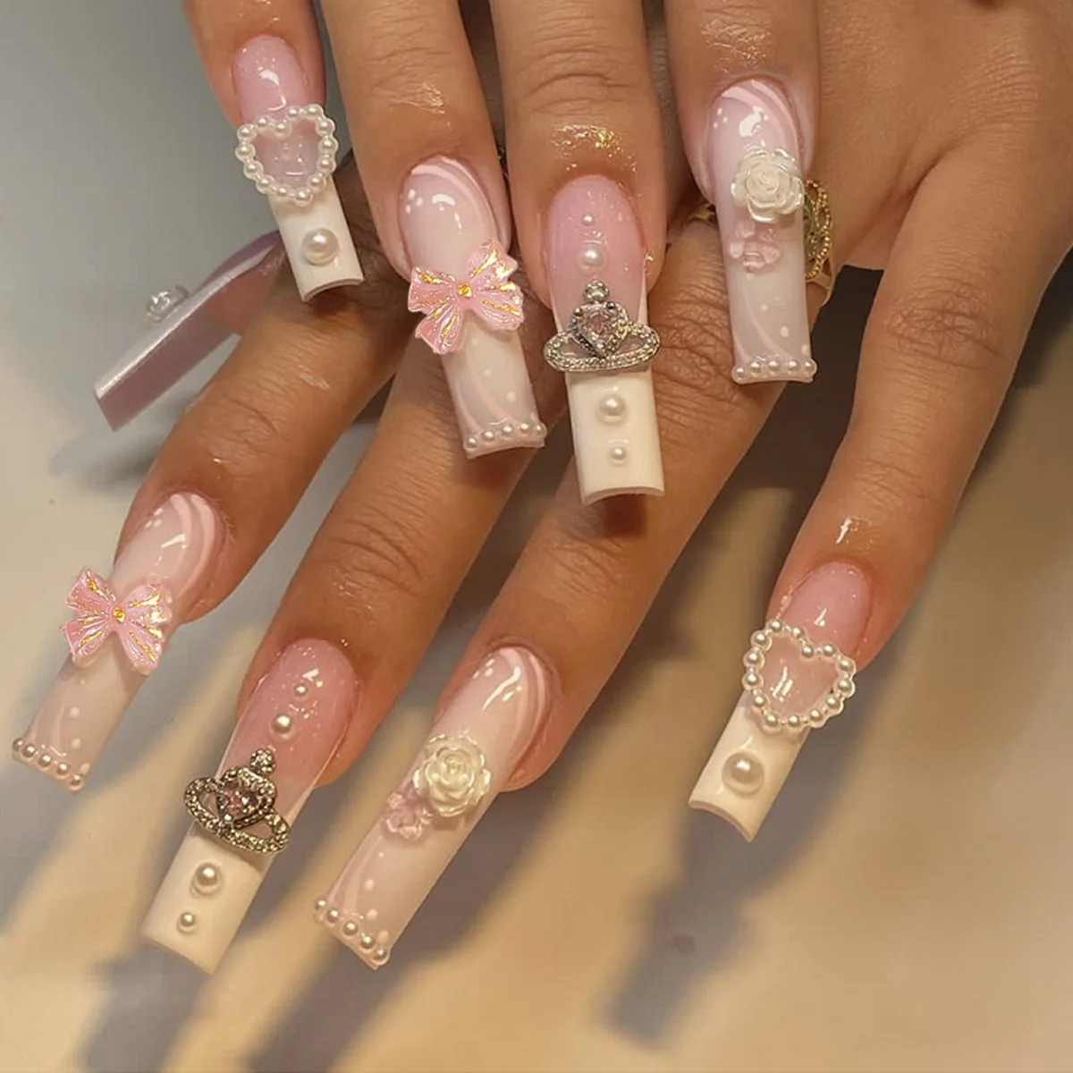 

Накладные ногти для наращивания ногтей во французском стиле водопроводные ногти Алмазная бабочка жемчужный патч для Ногтей Полное покрытие накладные ногти