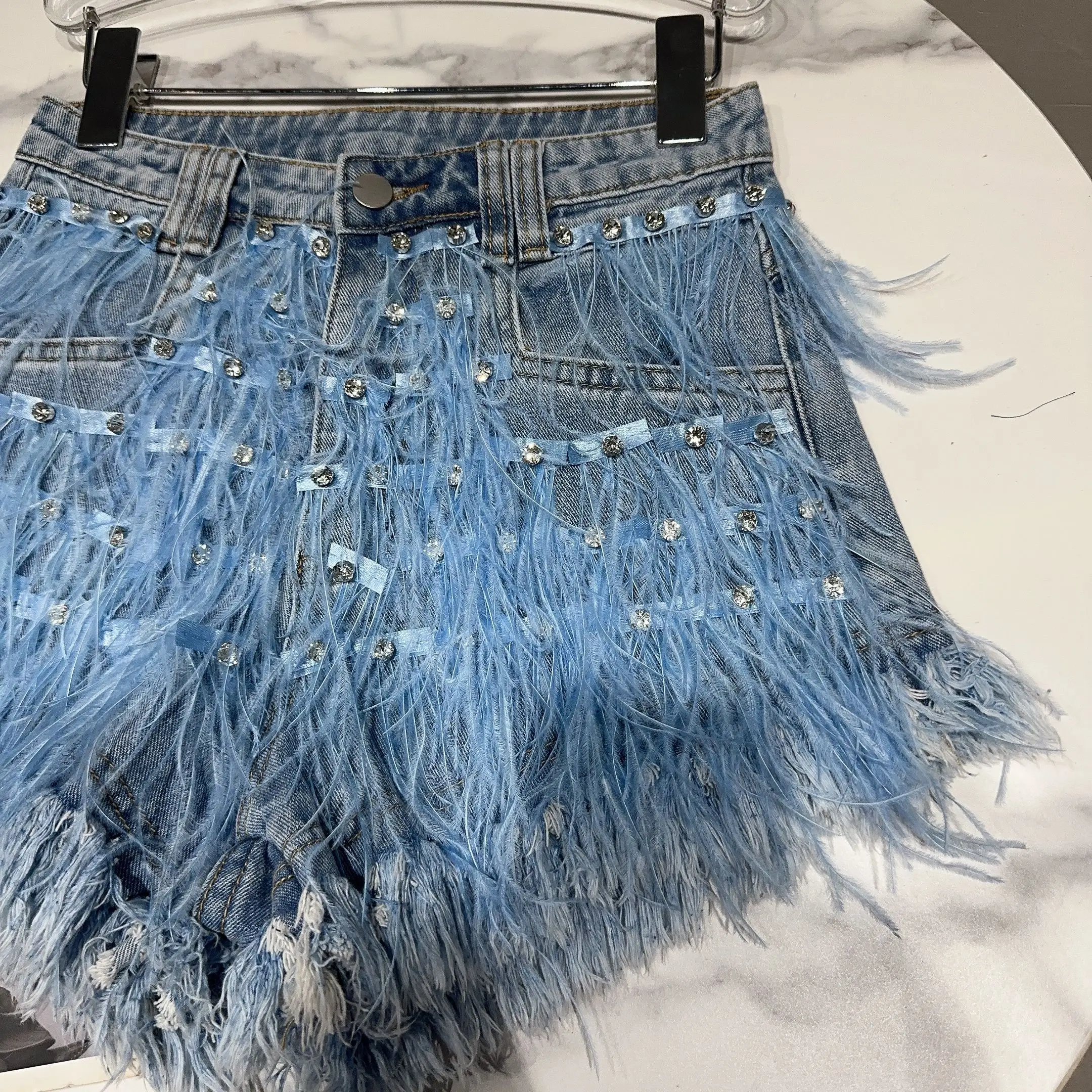 2023 Summer Hot Pants for Lady New High Street Hot Girl Feather Rhinestone Beaded Women's Denim Shorts Fashion High Waist Shorts