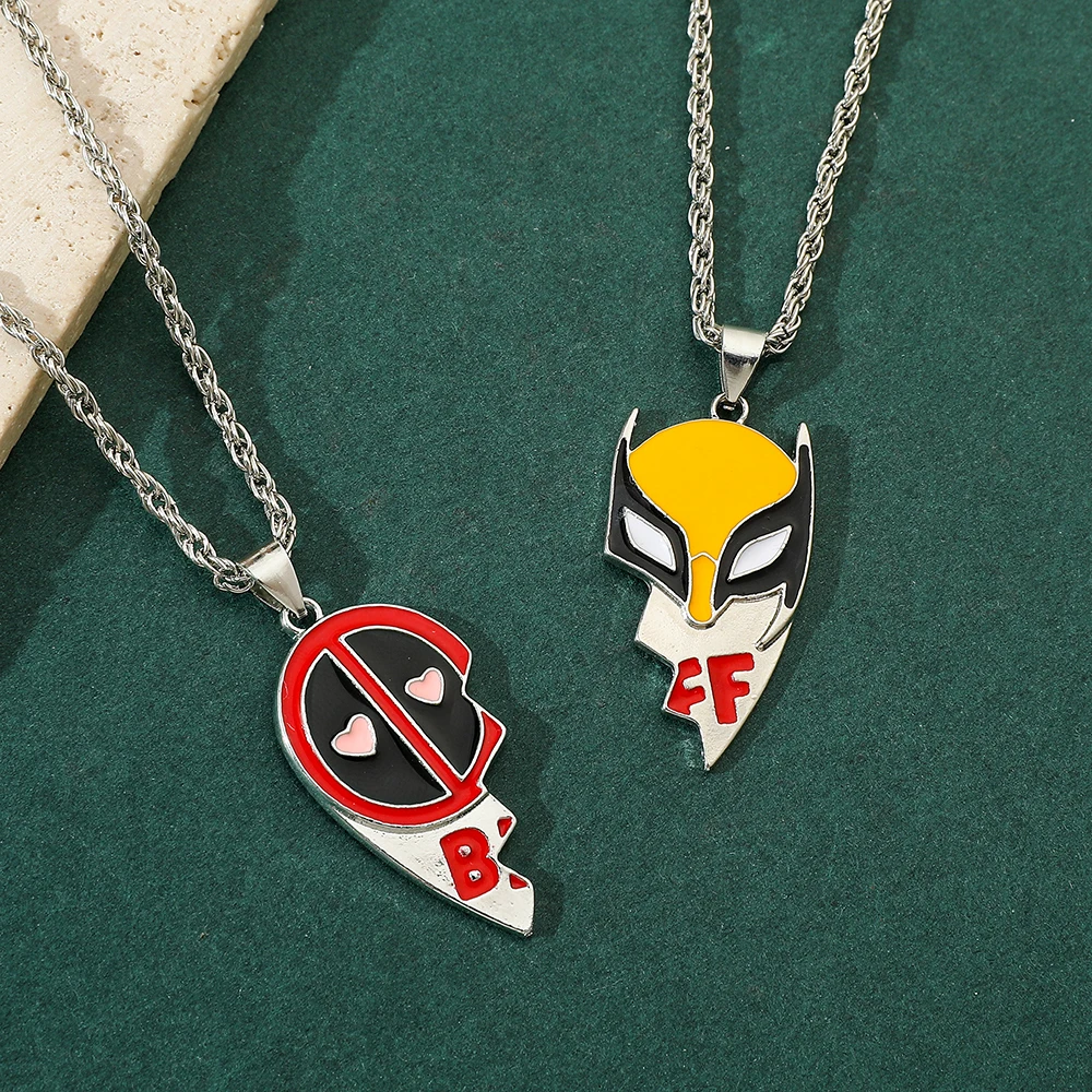 Ожерелья с кулоном в виде героев мультфильма Marvel