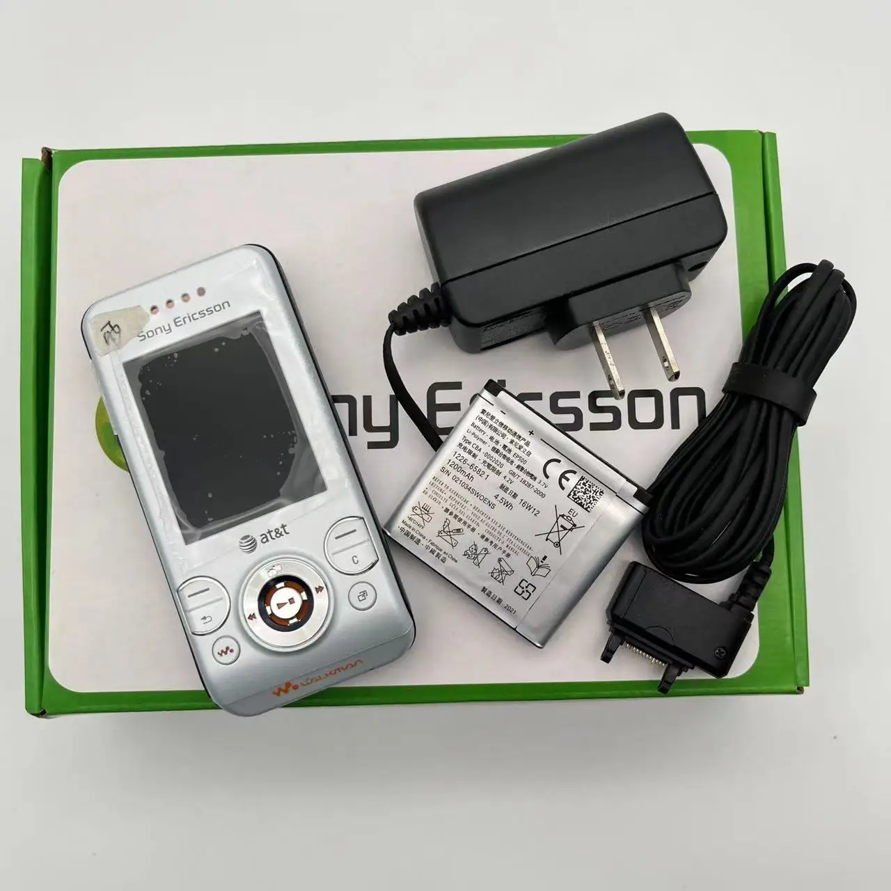 sony ericsson w580 refurbished original 2 0inches 2mp w580i w580c mobile phone cellphone free shipping high quality free global shipping