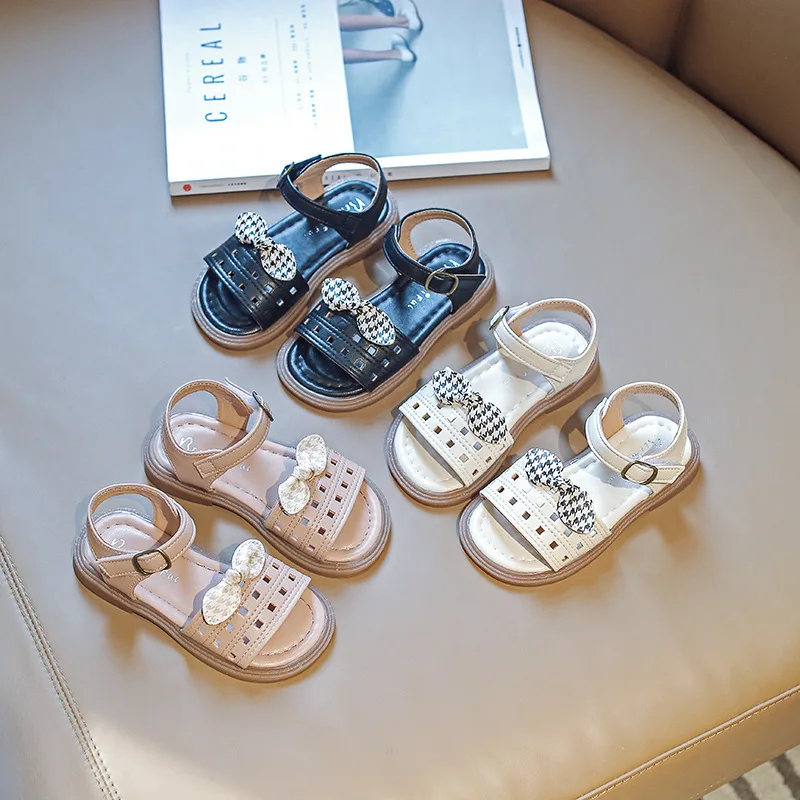 

Girls Sandals 2022 Summer New Korean Style Kids Fashion Hollow Chic Princess Sweet Flat Casual Bow Children Versatile Beach Shoe
