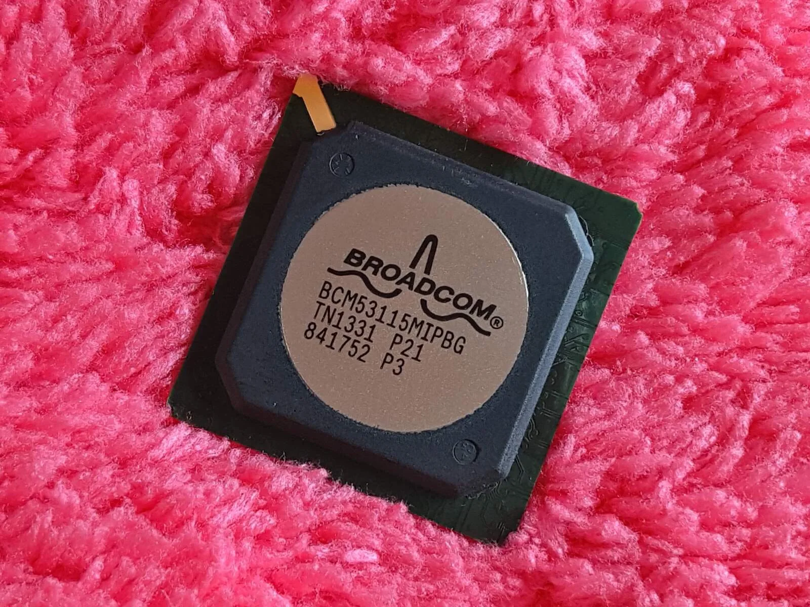 Новый оригинальный чип IC BCM53115MIPBG уточните цену перед покупкой (попро...