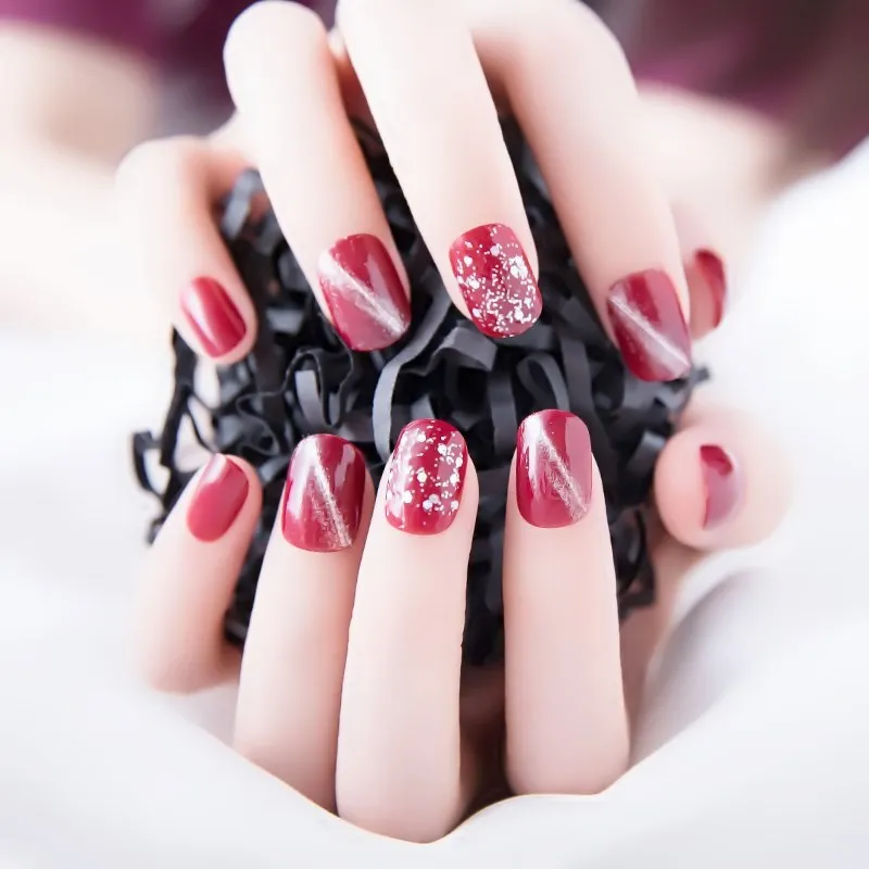 

24pcs Short Full Cover False Nails Square Round Head Glitter Cat Eye Red Fake Nail Art Tips Finger DIY Artificial Nails