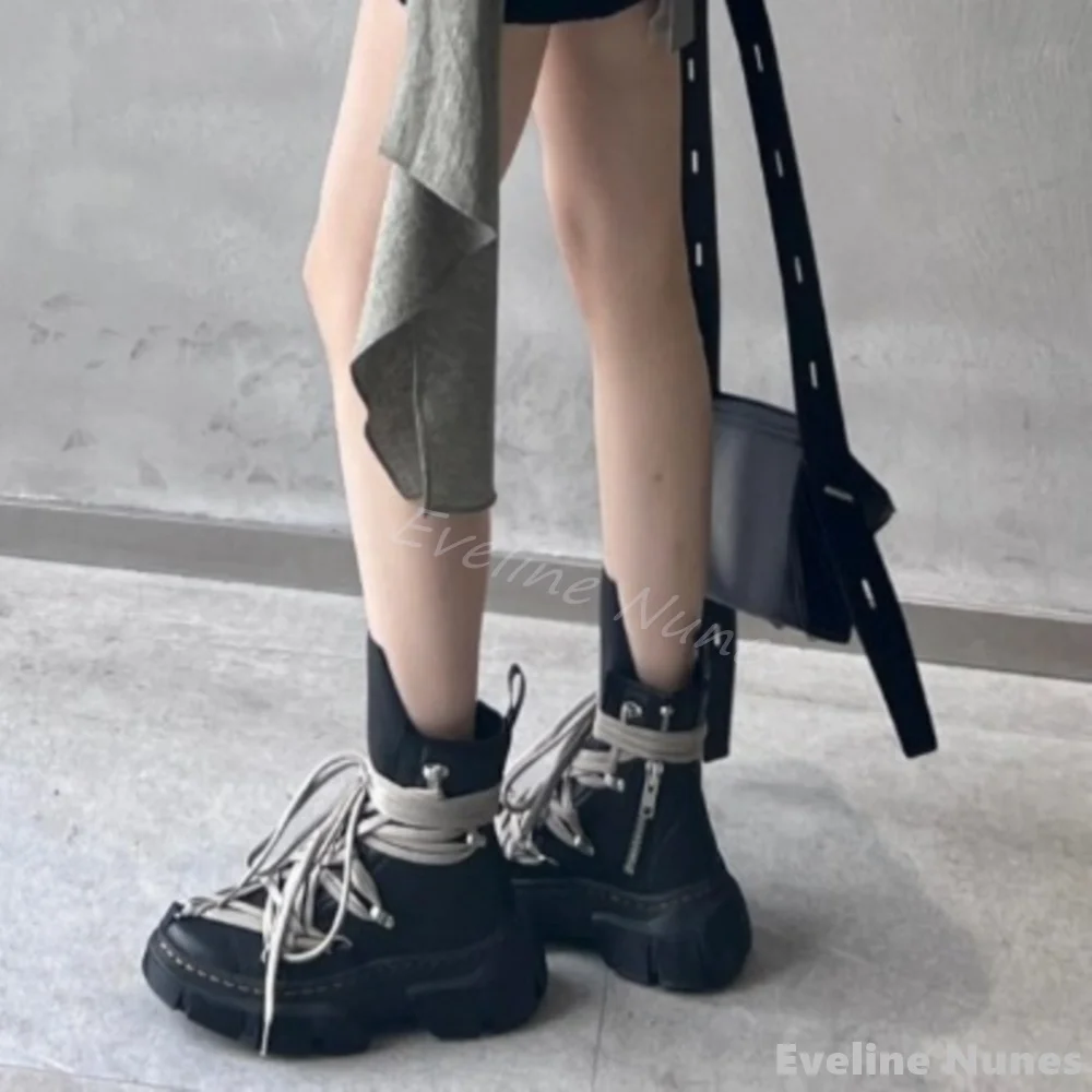 Мотоциклетные ботинки на платформе с сумасшедшими ремешками и массивным